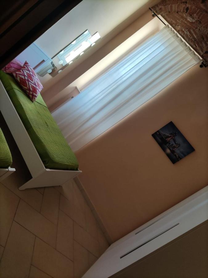 Appartamento Centro Citta Free Private Car Parking Ливорно Экстерьер фото
